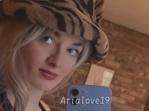 Arialove19