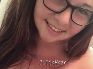 Julia_Haze