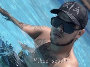 Mikee_scooth