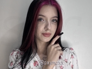 Roxymaxx