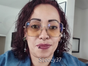 Staacy37