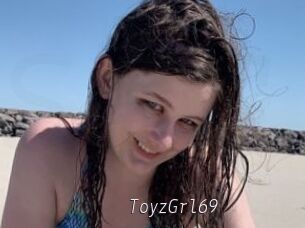 ToyzGrl69