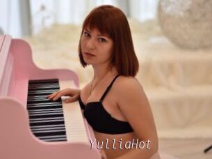 YulliaHot